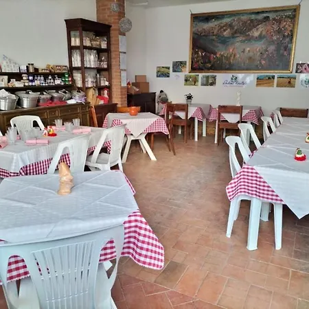 Baldo E Riccia - Con Centro Terapie Assistite Con Animali Perúgia